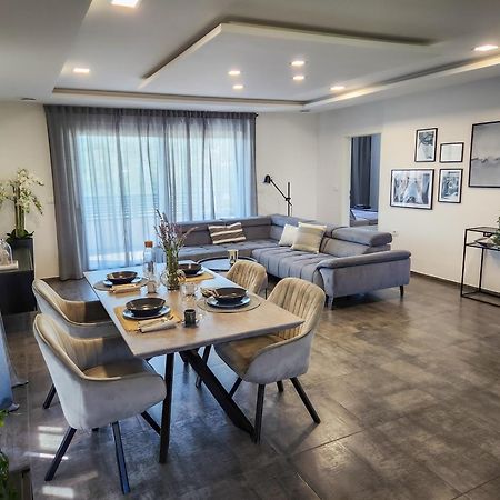 Villa Capris Apartments Копер Екстер'єр фото